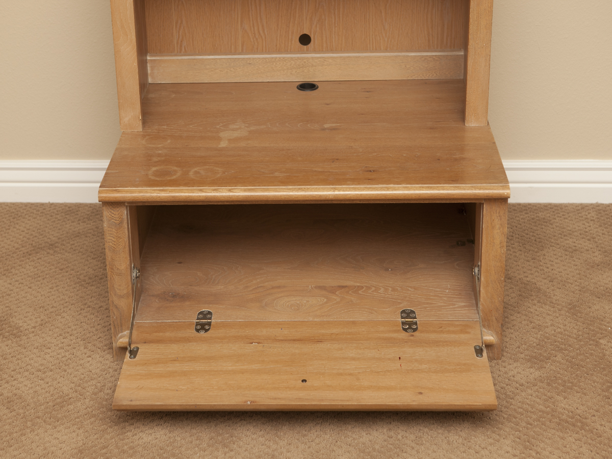 Thomasville Child's Toy Hutch