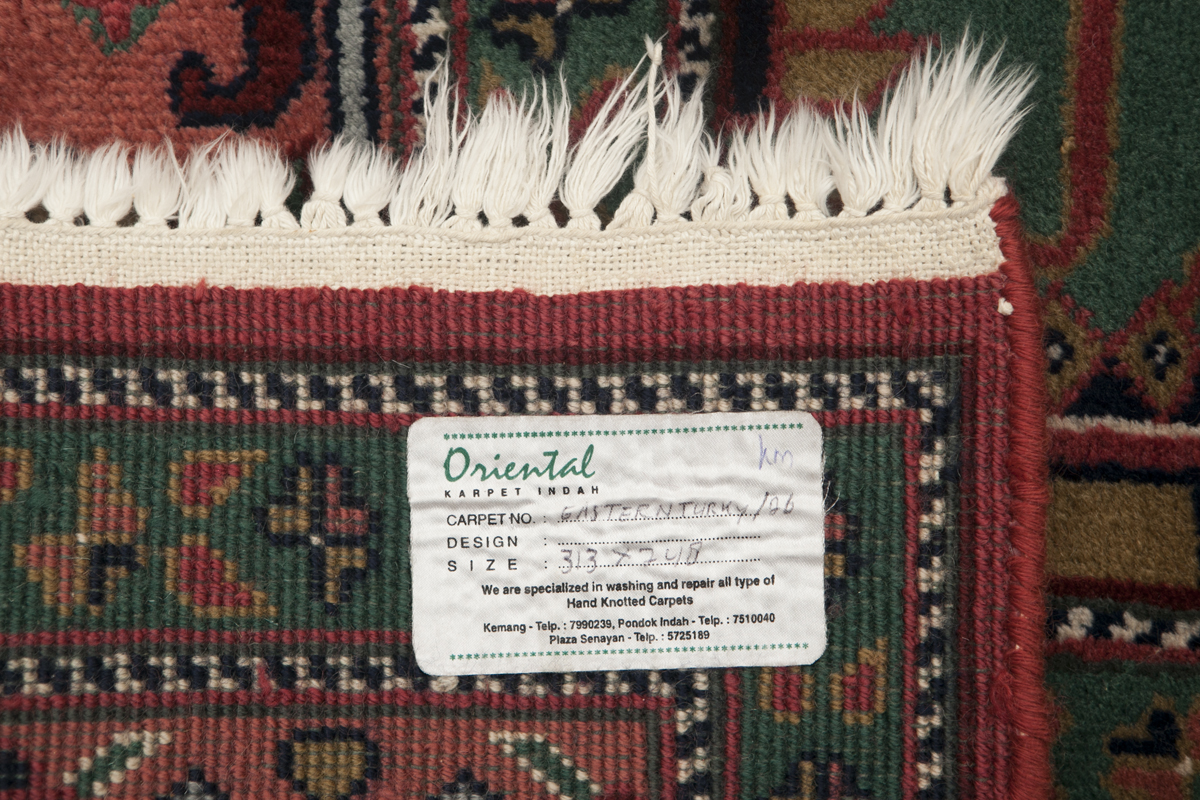 Hand Knotted Rug Made By Oriental Karpet Indah