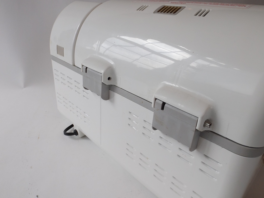 Zojirushi Electric Bread Machine