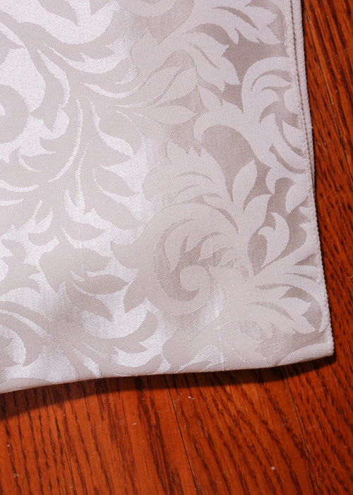 Ivory Tablecloth Napkins and Battenburg Place Mats