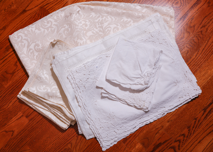 Ivory Tablecloth Napkins and Battenburg Place Mats
