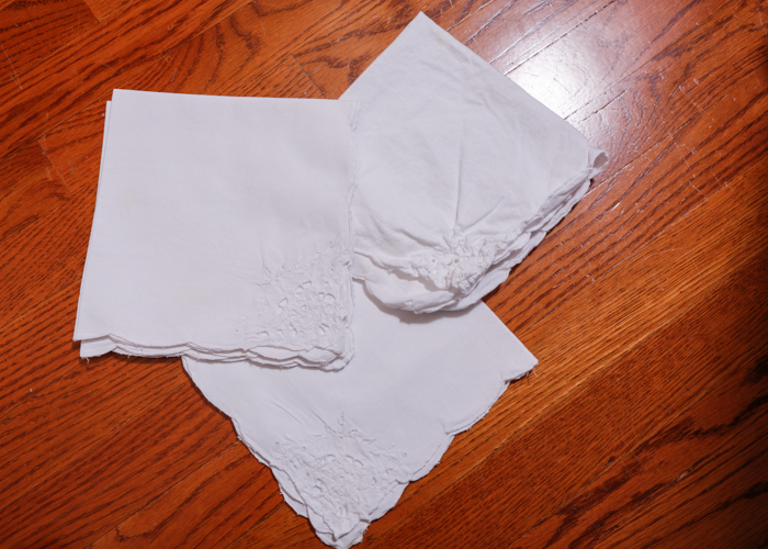 Ivory Tablecloth Napkins and Battenburg Place Mats