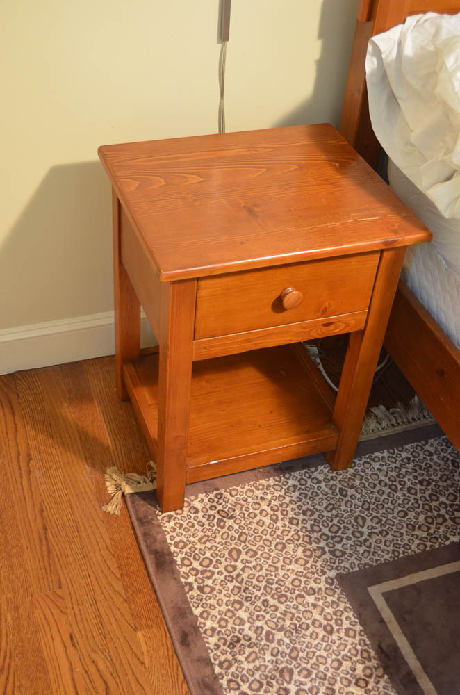 Pottery Barn Kendall Nightstands