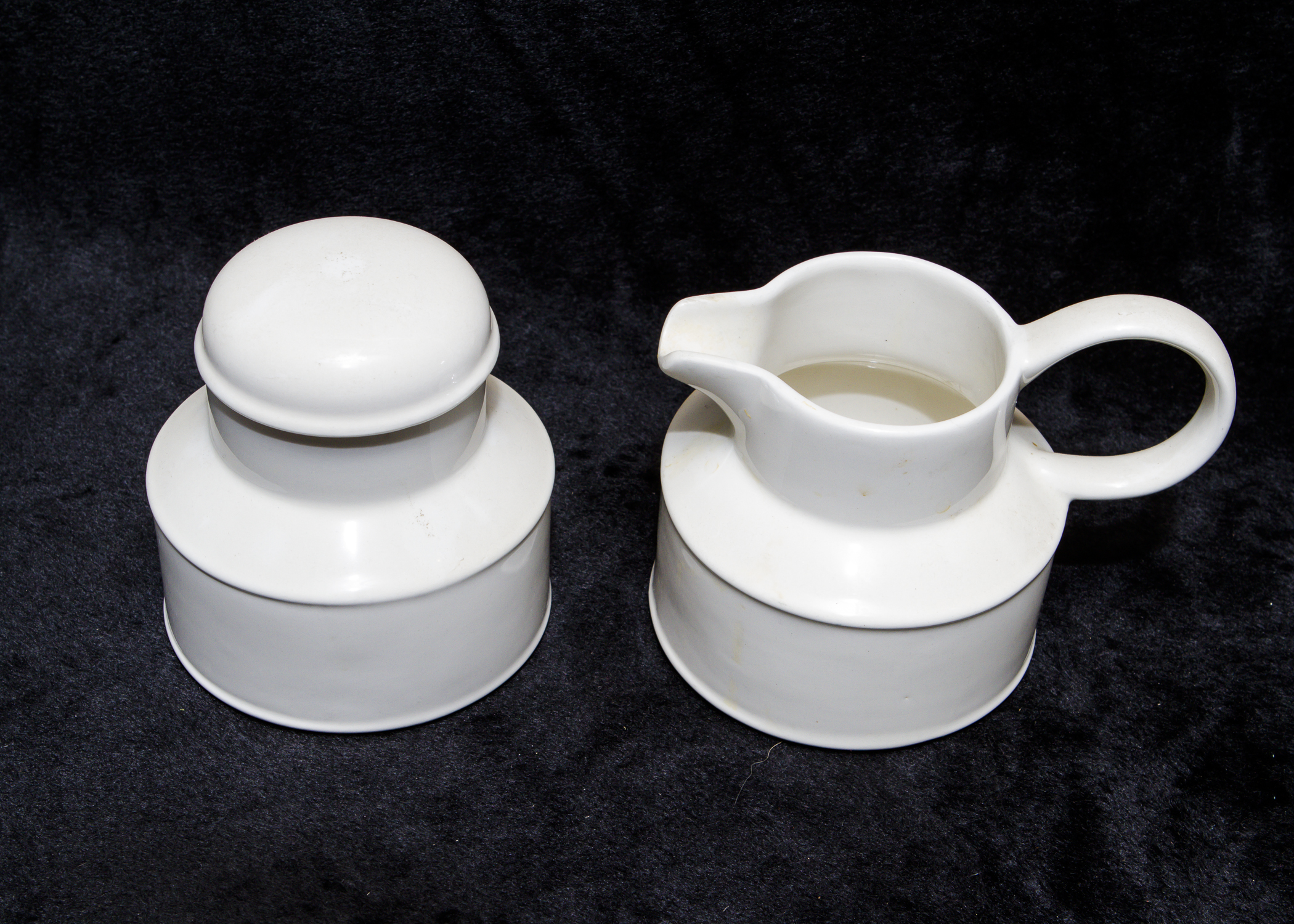 Midwinter "Stonehenge" Oven-To-Tableware