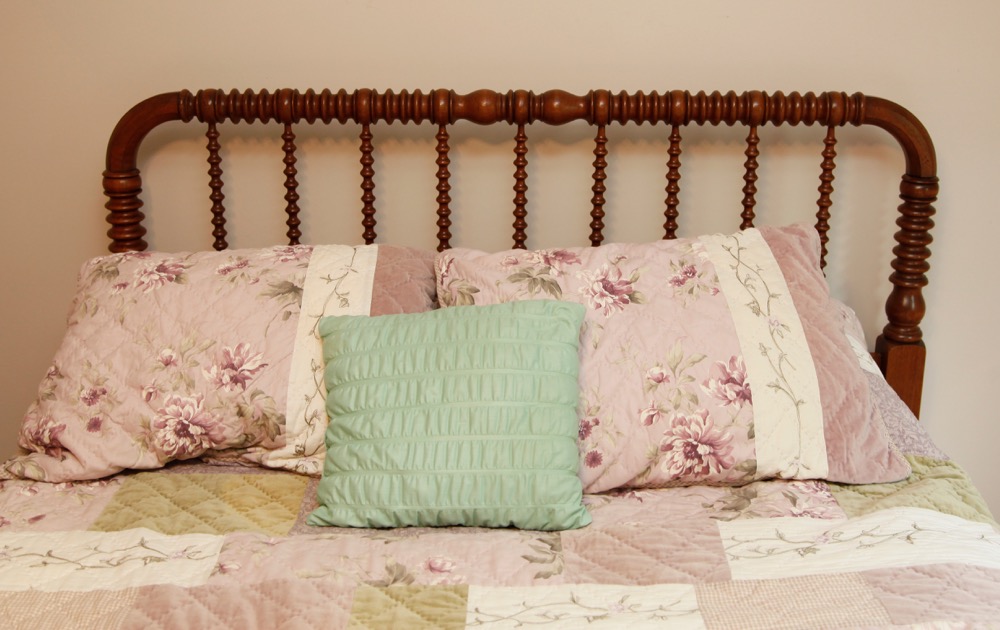 Jenny Lind Double Bed with Rope Trundle