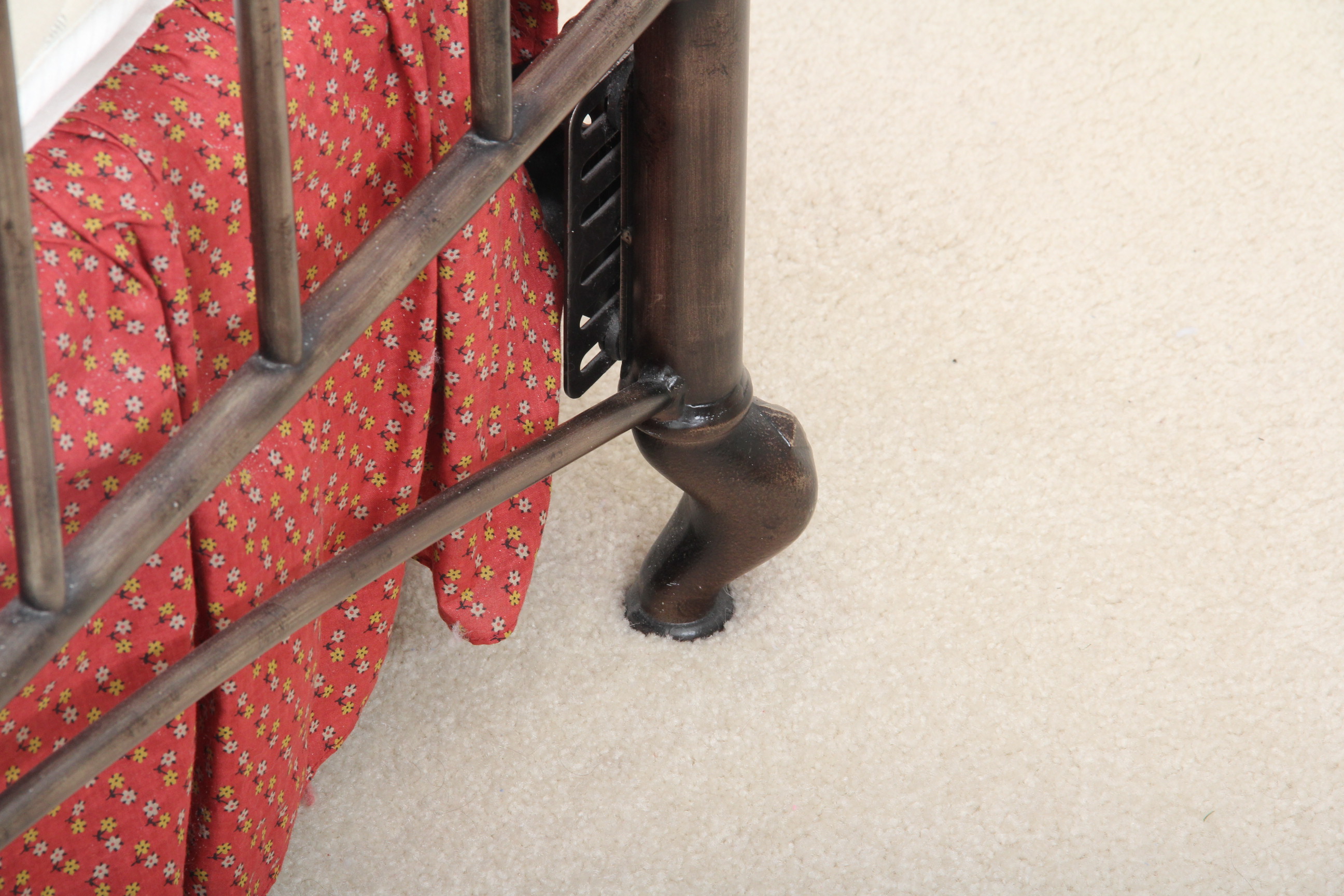 Metal Full Size Bed and Frame