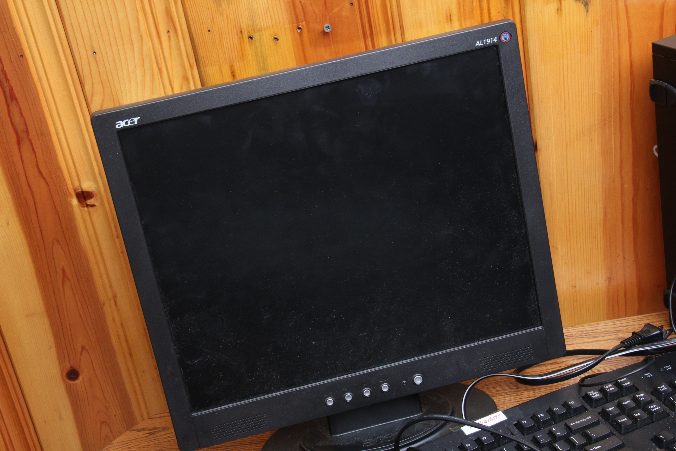 PowerSpec 6340 Computer Desktop