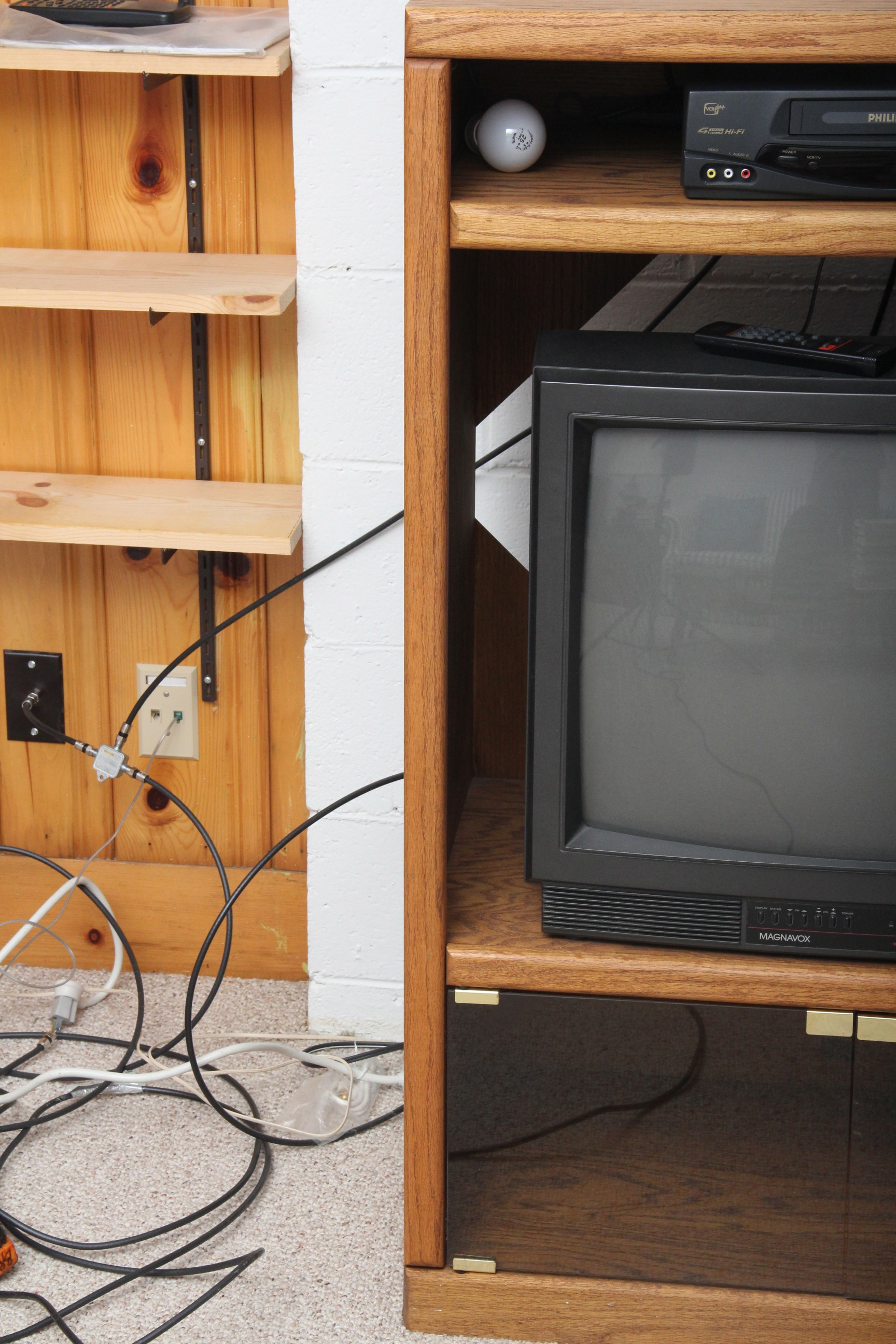 Console Shelving Unit