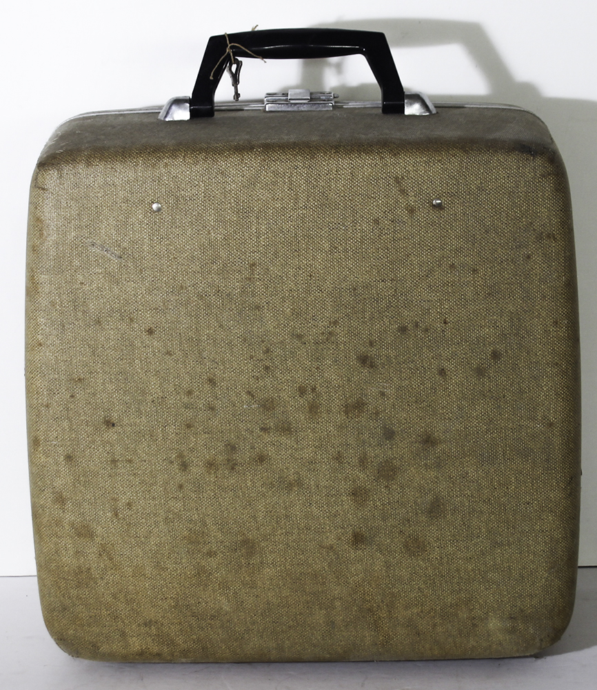 Royal Quiet Deluxe Typewriter