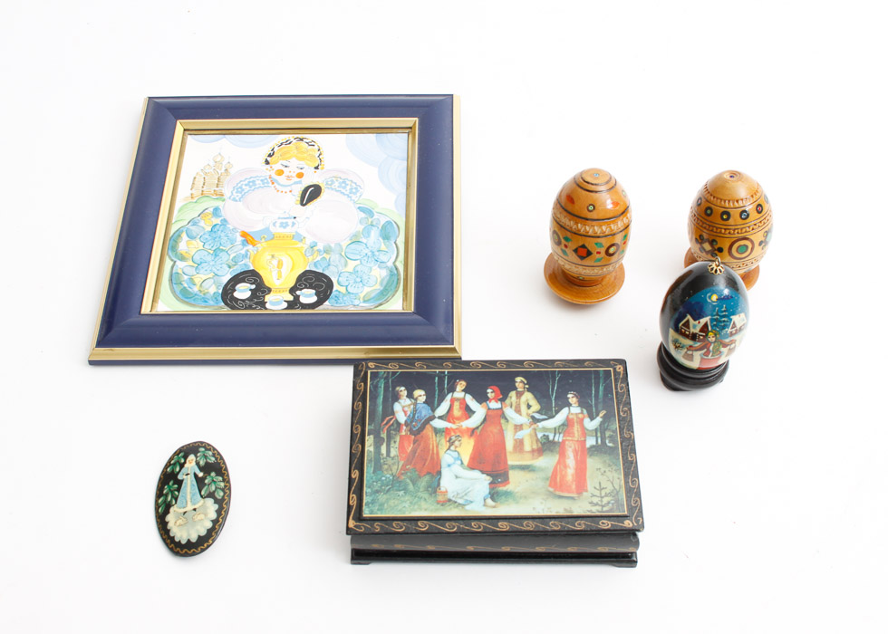 Russian Decorative Art Objects