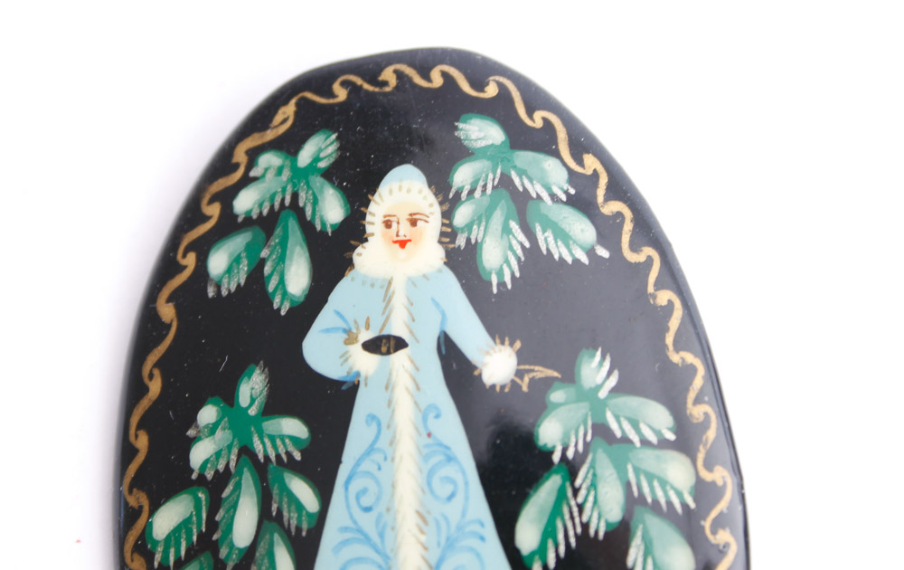 Russian Decorative Art Objects