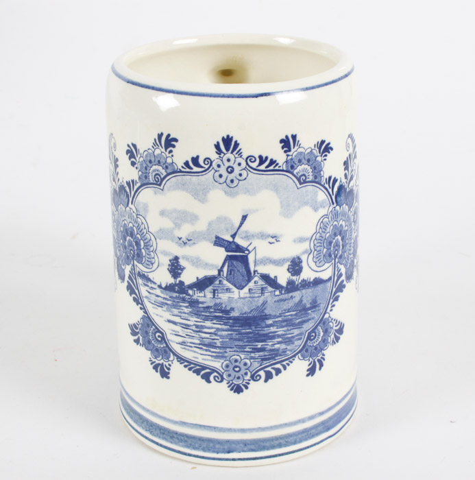 Hand Painted Deifware and Decorative Ceramics