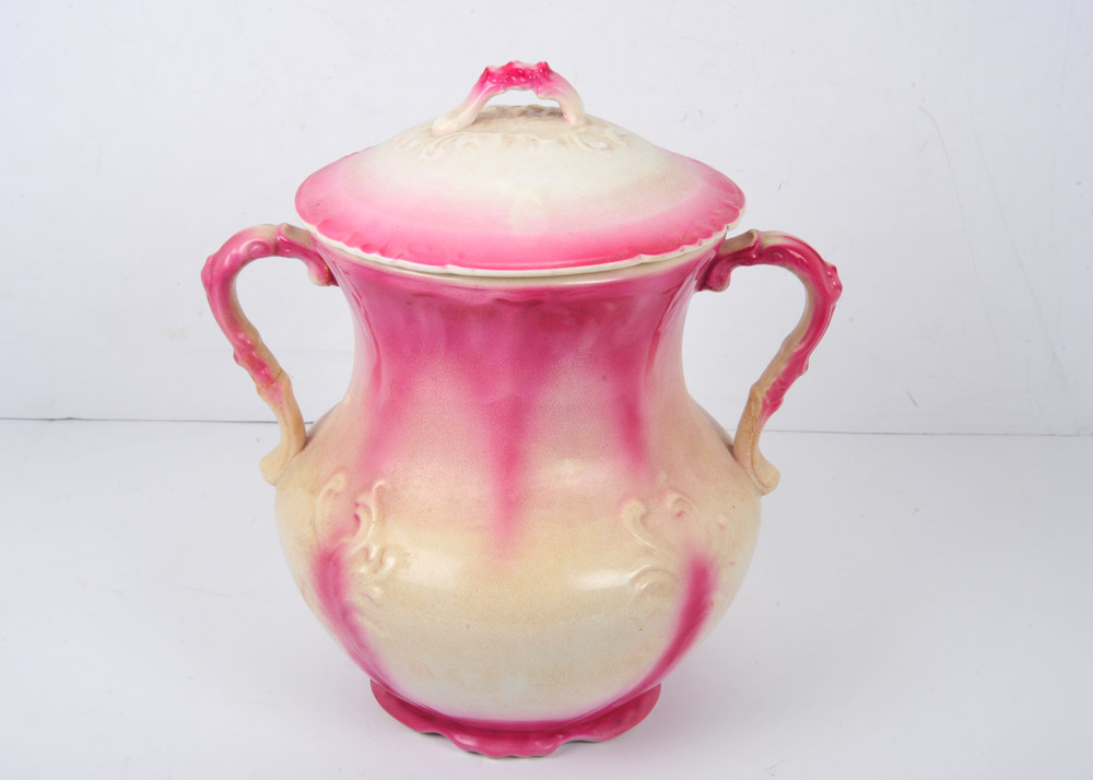 Vintage Wheeling Pottery LaBelle Lidded Pot