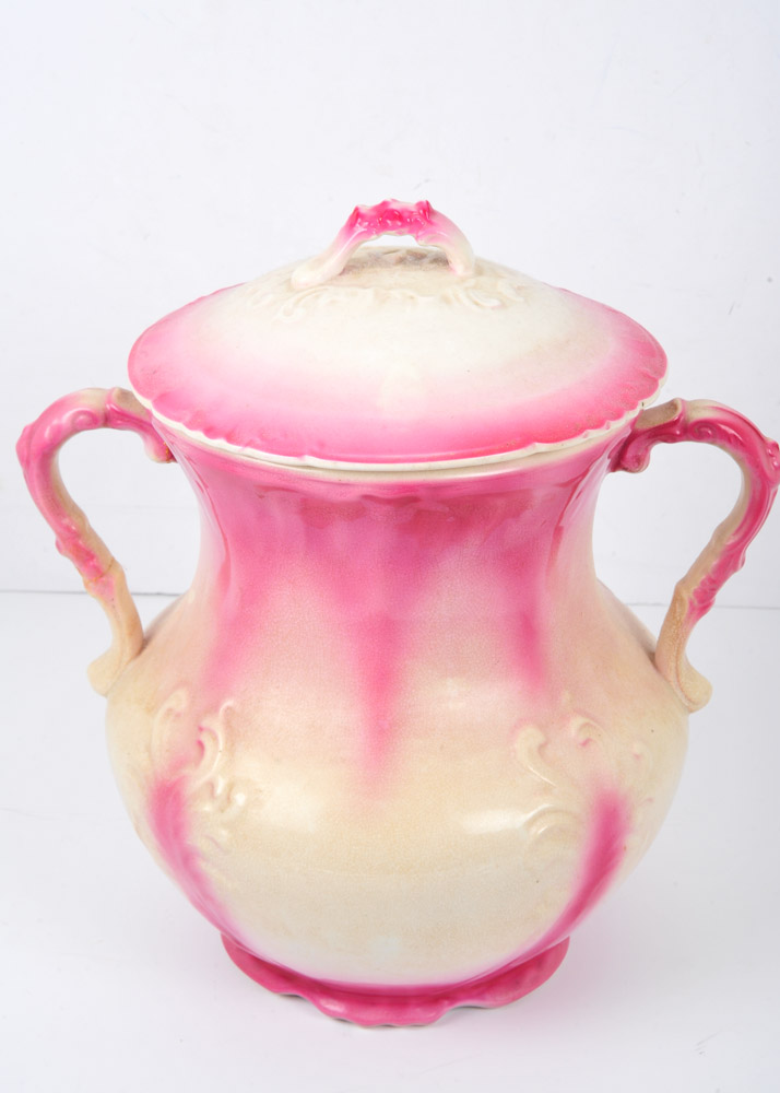 Vintage Wheeling Pottery LaBelle Lidded Pot