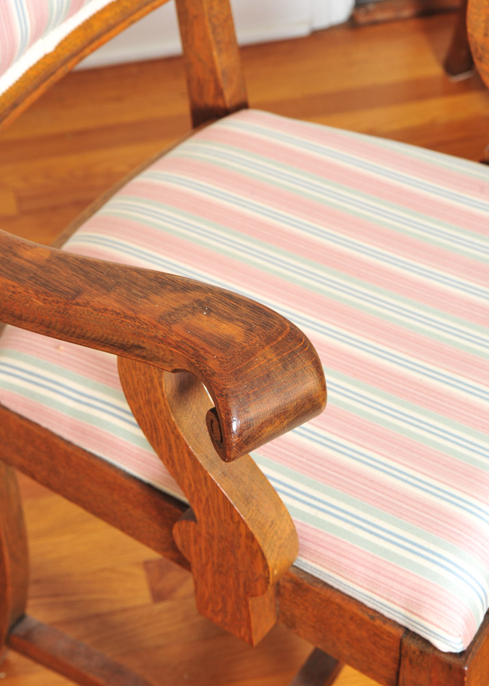 Claw Foot Oak Round Dining Table and Chairs