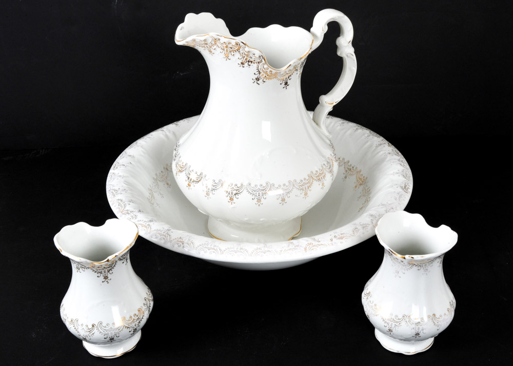 Vintage Wash Basin Set