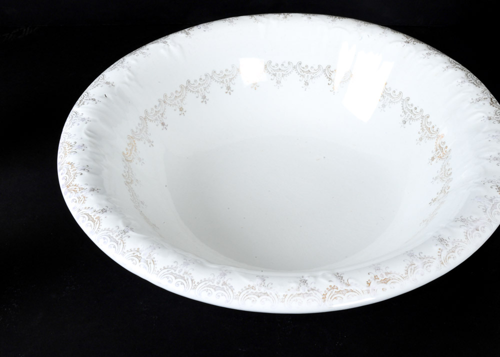 Vintage Wash Basin Set