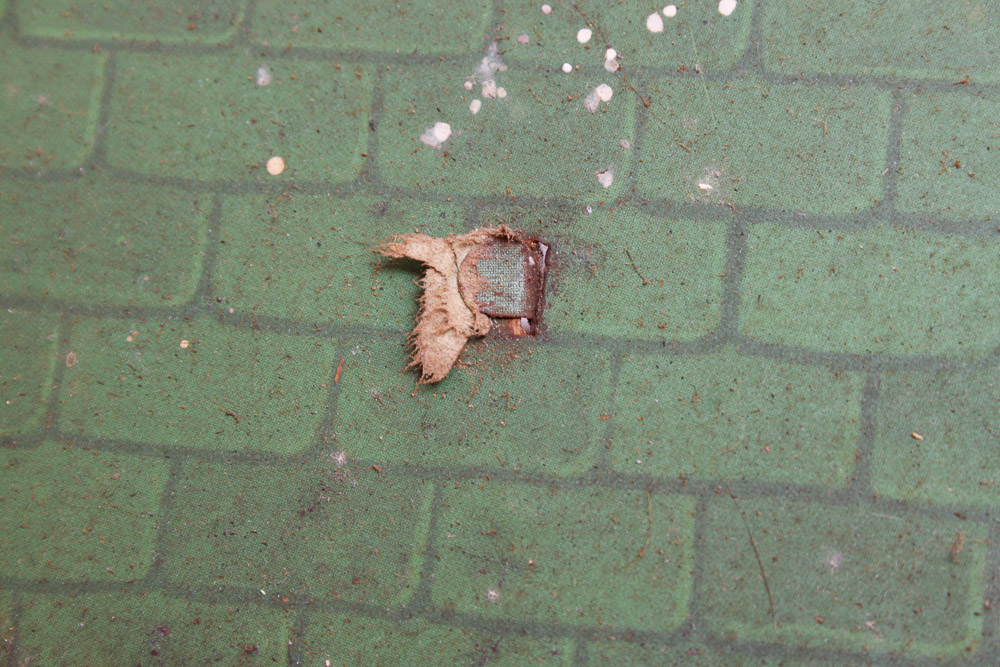 Vintage Tin Lithograph Doll House