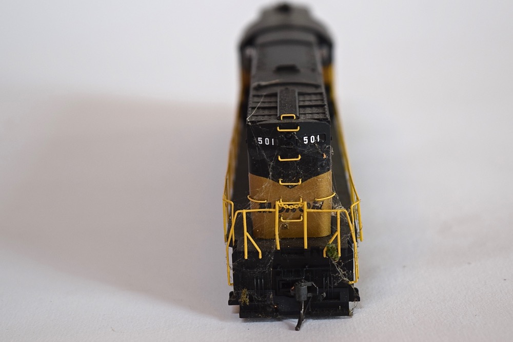 HO Scale Monon Train Car Collection