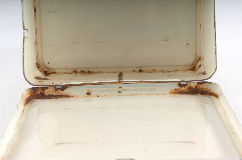 Vintage 1970 Tin "Hee Haw" Thermos Lunchbox