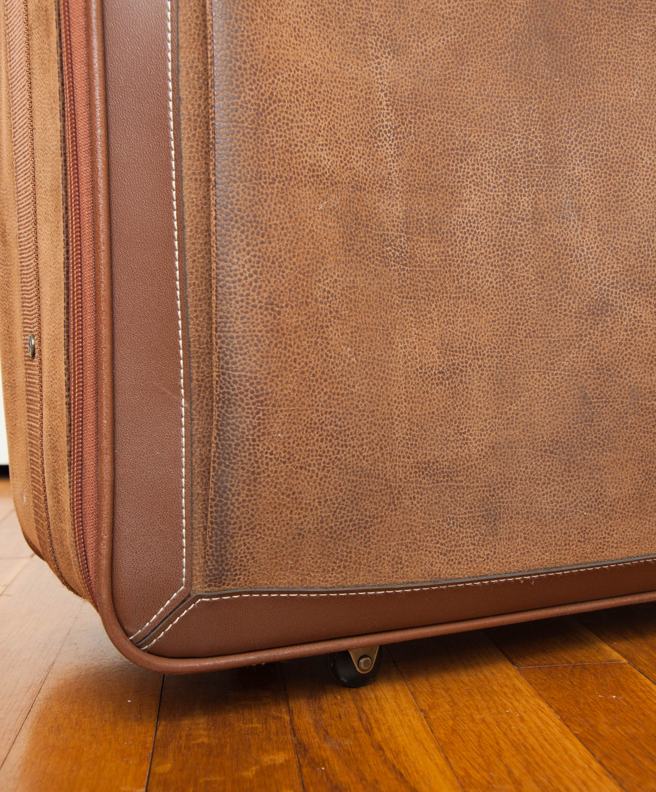 Pierre Cardin Luggage Set