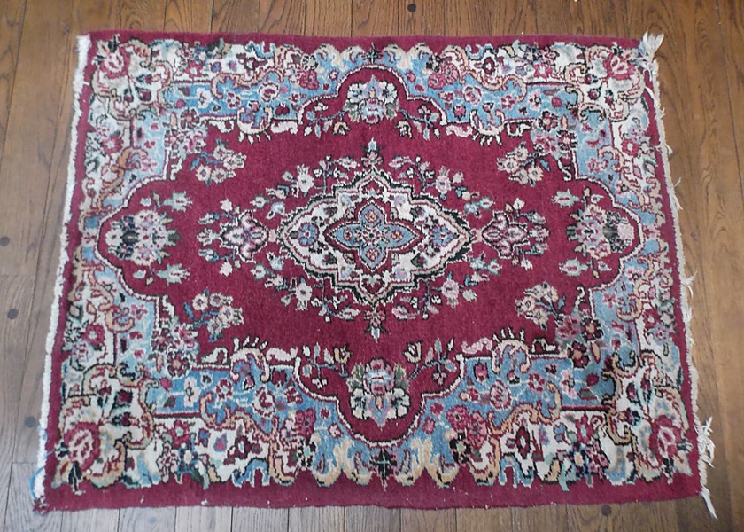 Small Hand Knotted Wool Persian Rug