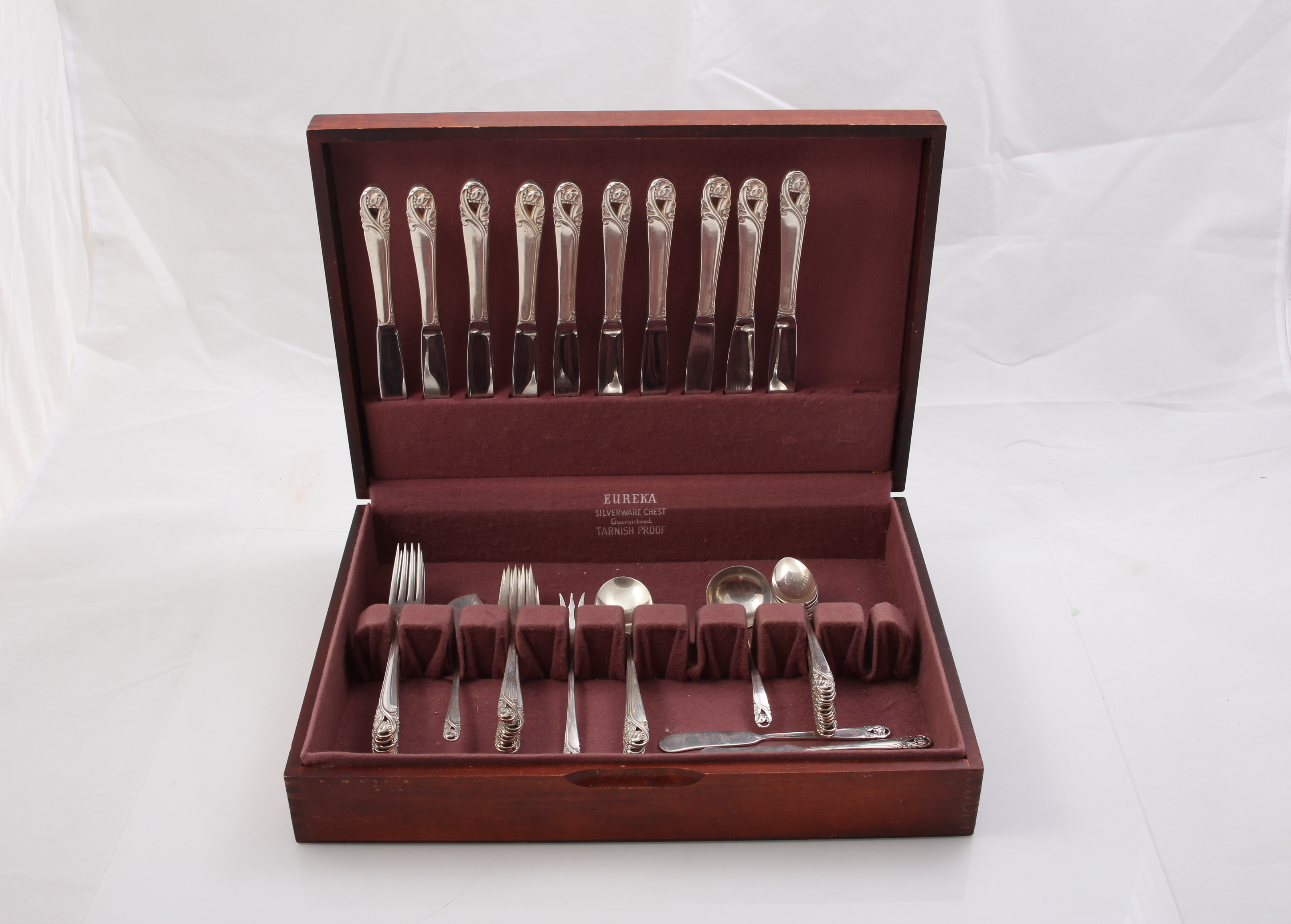 International Sterling "Spring Glory" 50 Piece Dinner Service