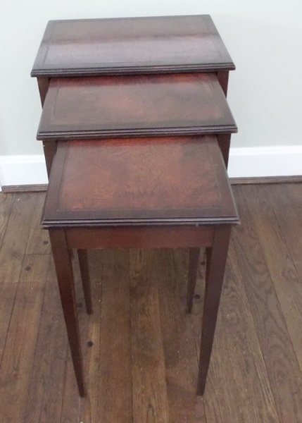 Sheraton Style Nesting Side Tables