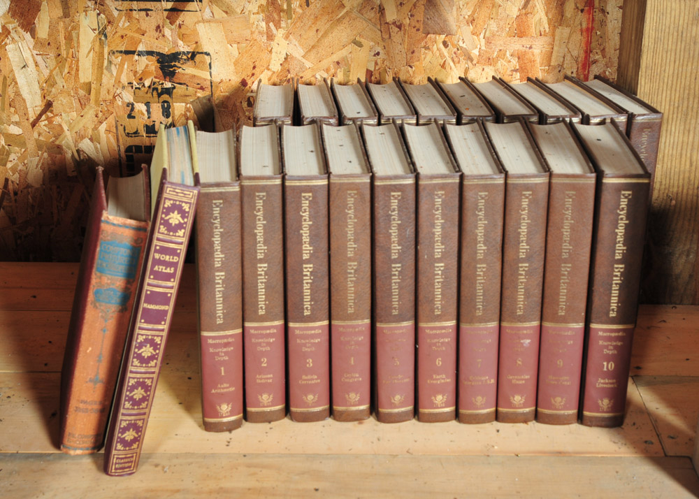 Grouping of Vintage Reference Books