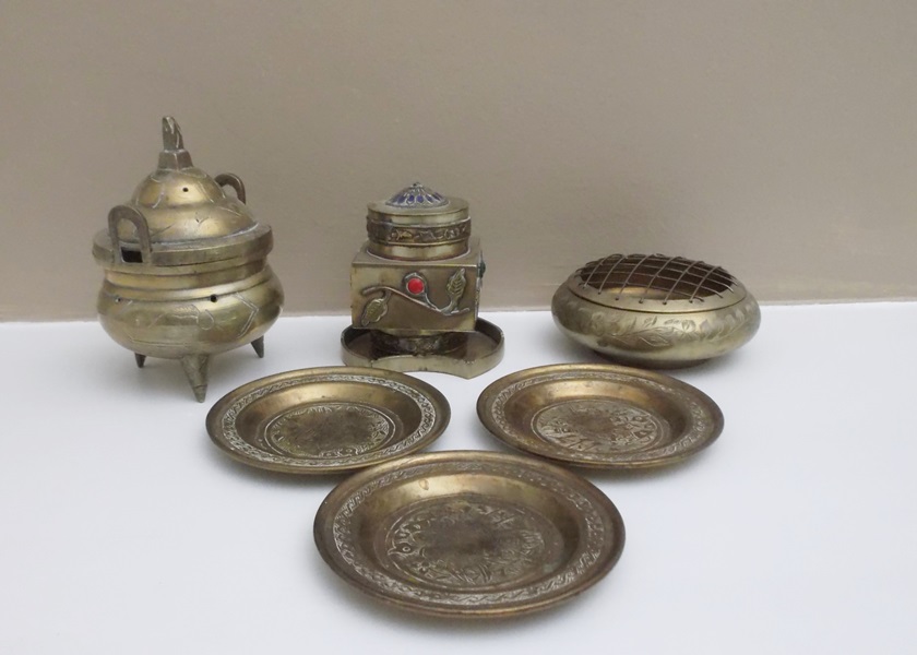 Assortment of Six Brass Items