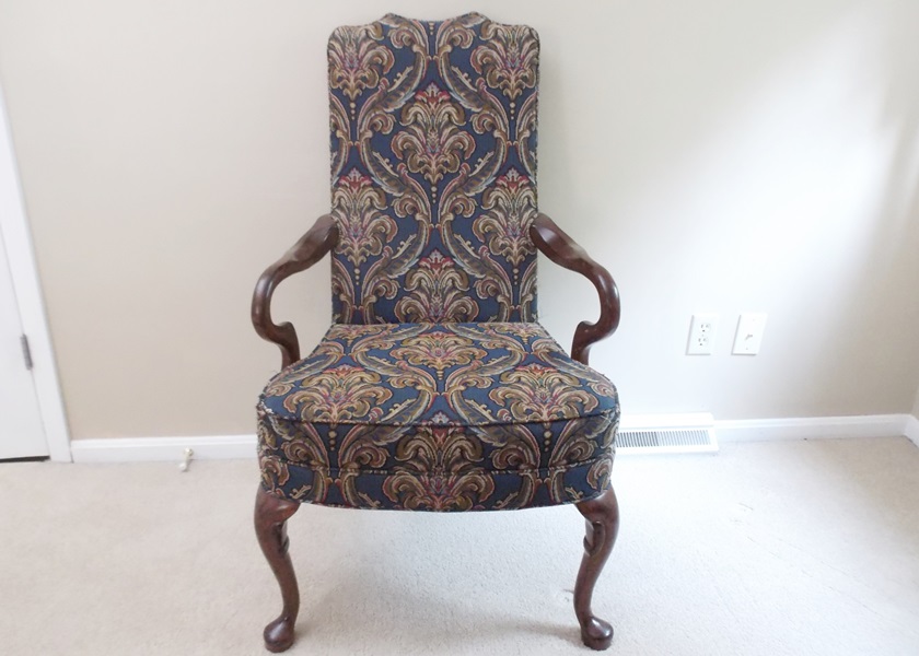 Queen Anne Style Goose Neck Arm Accent Chair
