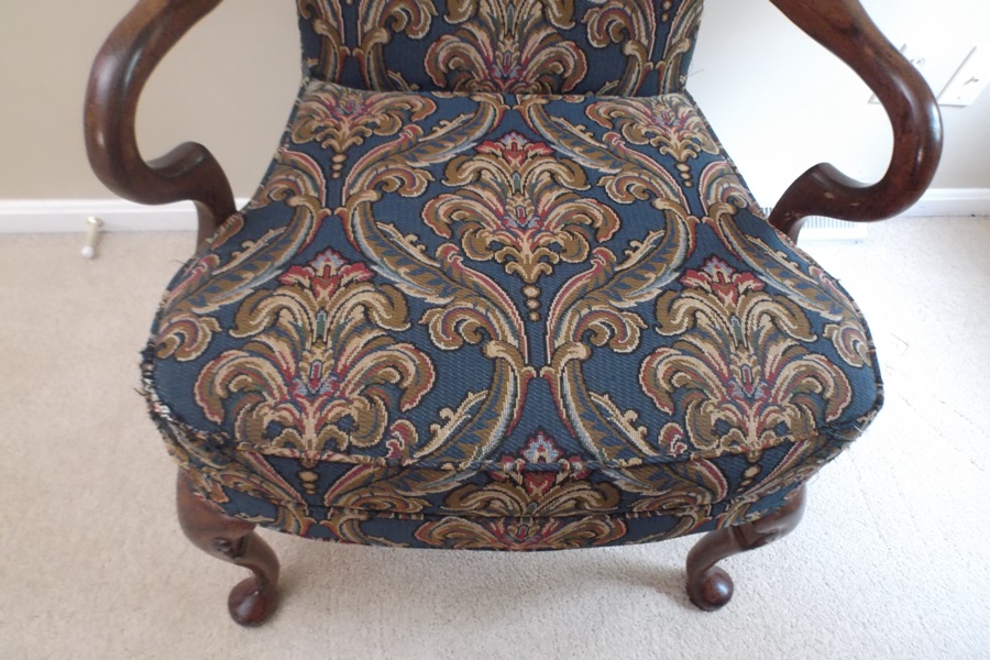 Queen Anne Style Goose Neck Arm Accent Chair