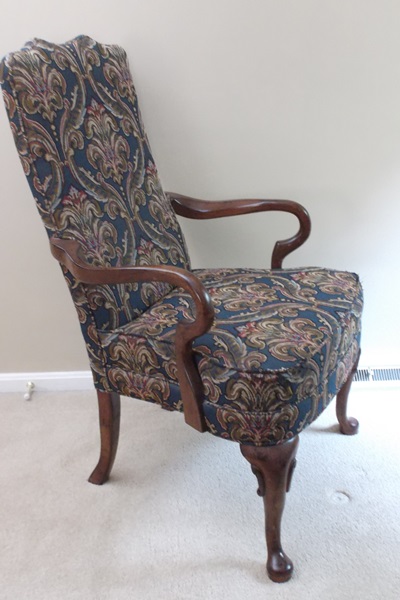 Queen Anne Style Goose Neck Arm Accent Chair