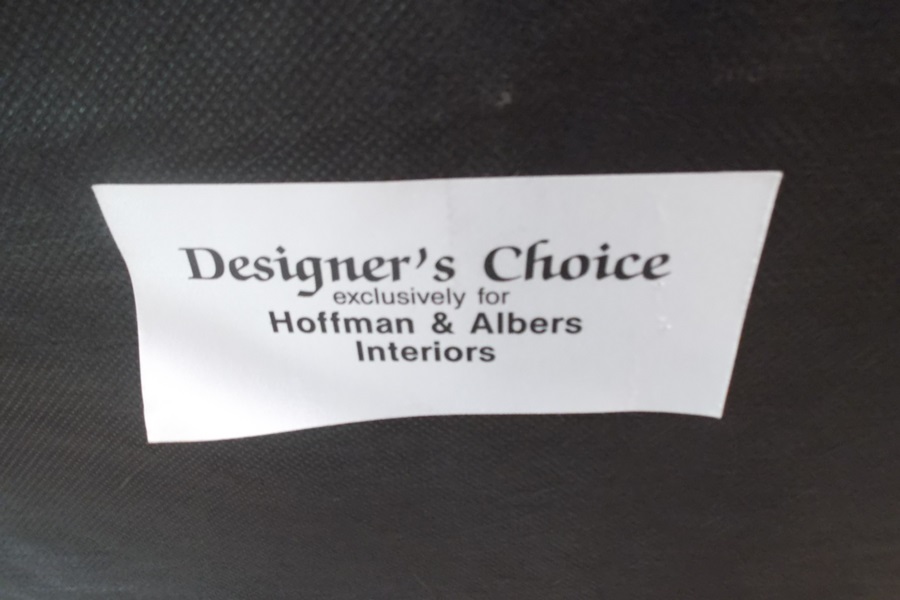 Queen Anne Style Goose Neck Arm Accent Chair