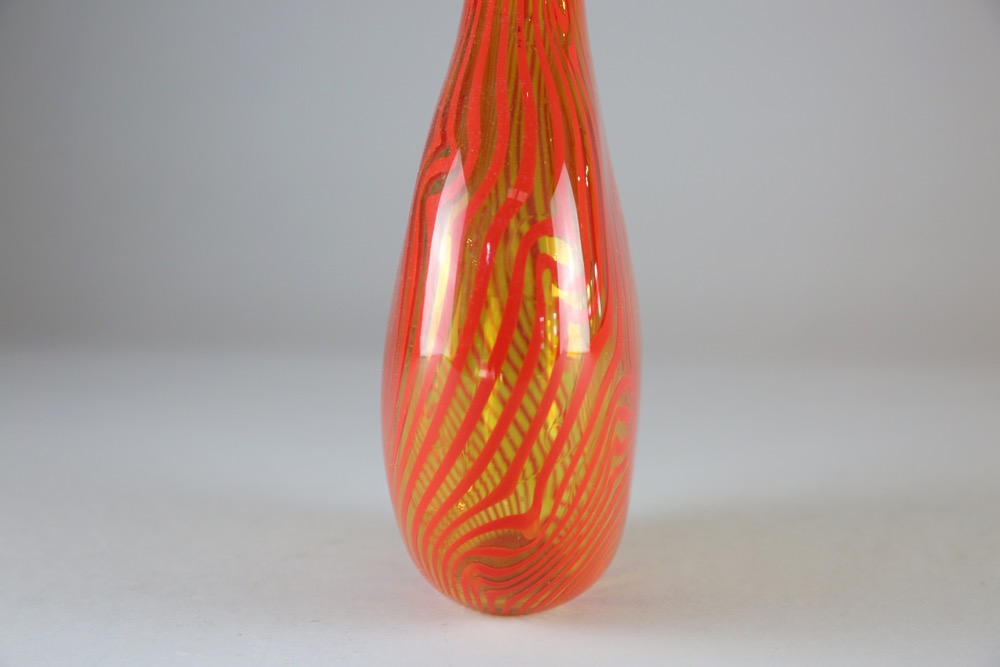 Sean O'Neill Original Blown Art Glass "Scarlet Midst"