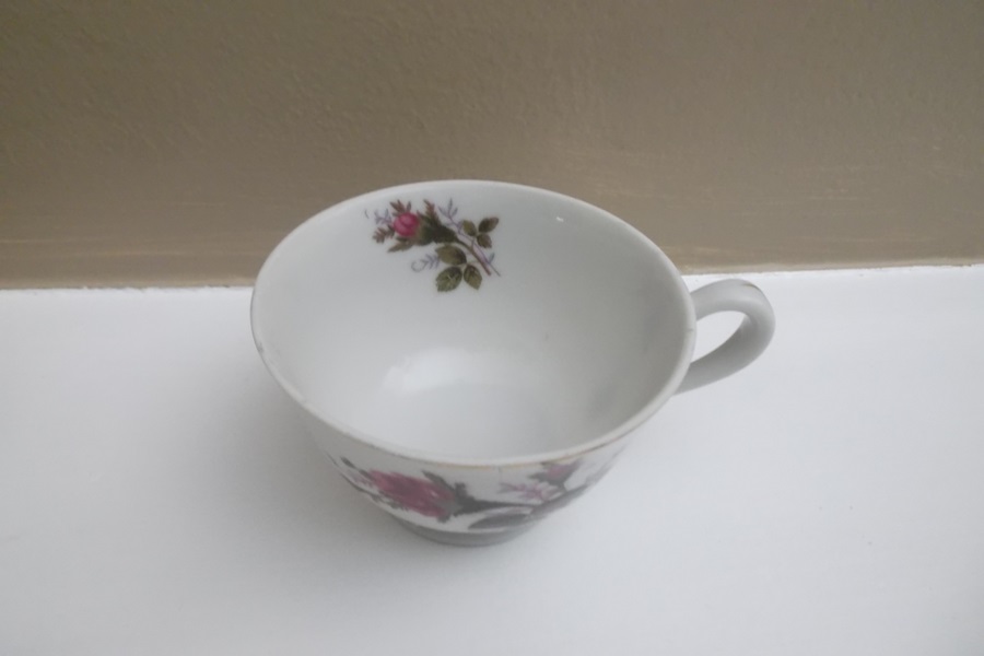 Set of Rose Motif China Tea Cups
