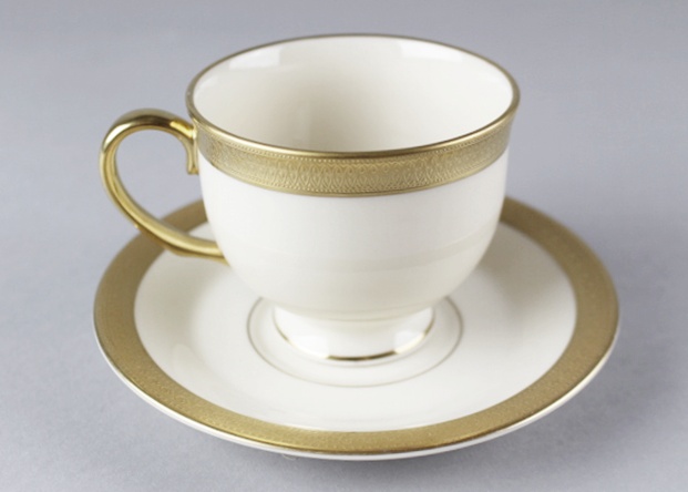Syracuse China "Old Ivory" with Gilt Trims, Lenox "Lowell"