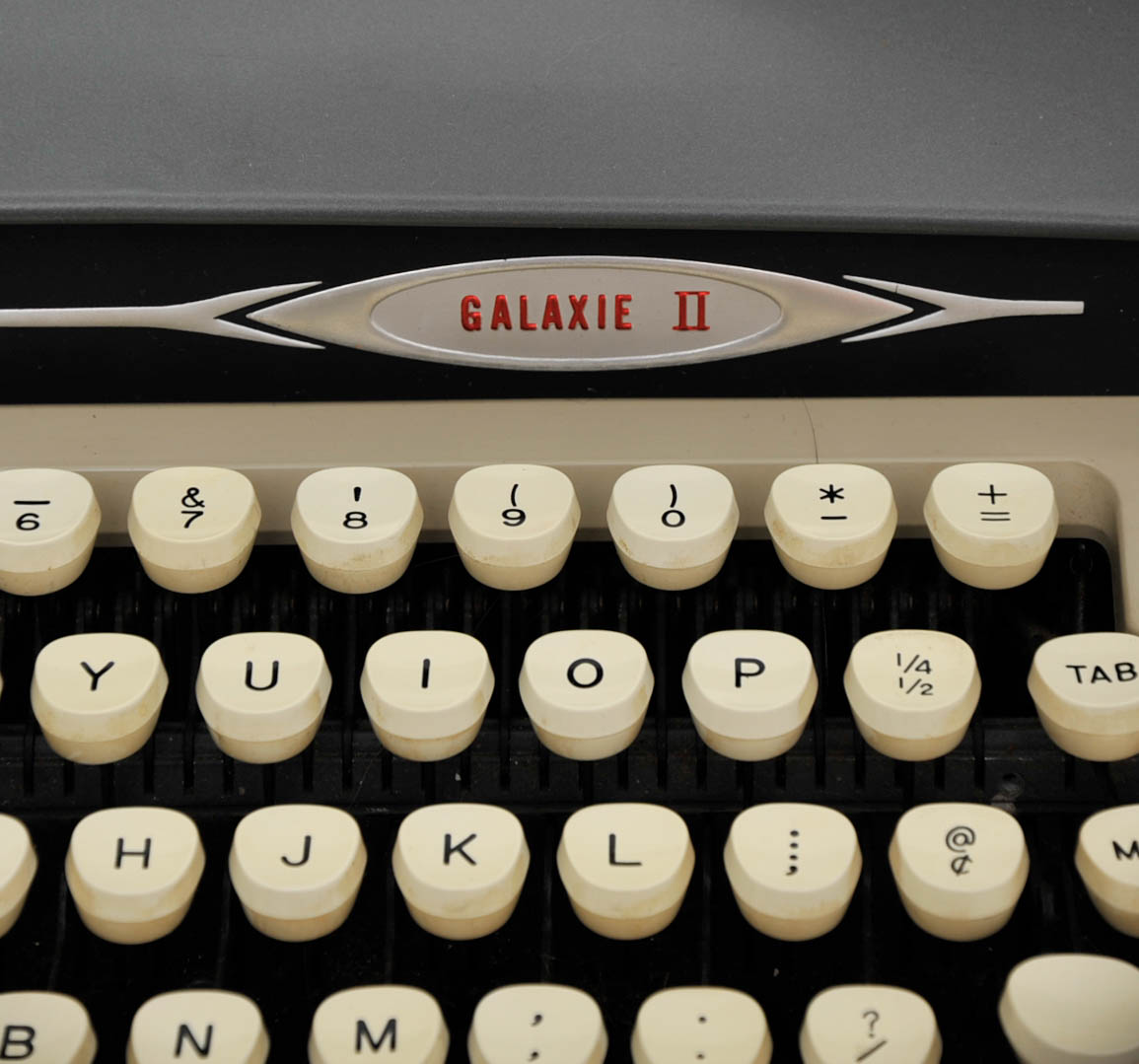 Vintage Smith-Corona Galaxic II Typewriter