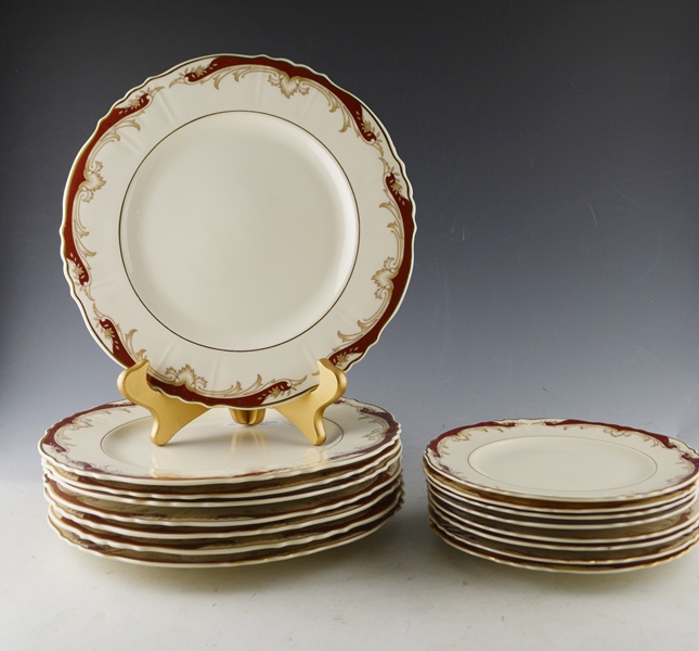 Collection of Syracuse China "Wayne" and "Radcliffe" Dinnerware