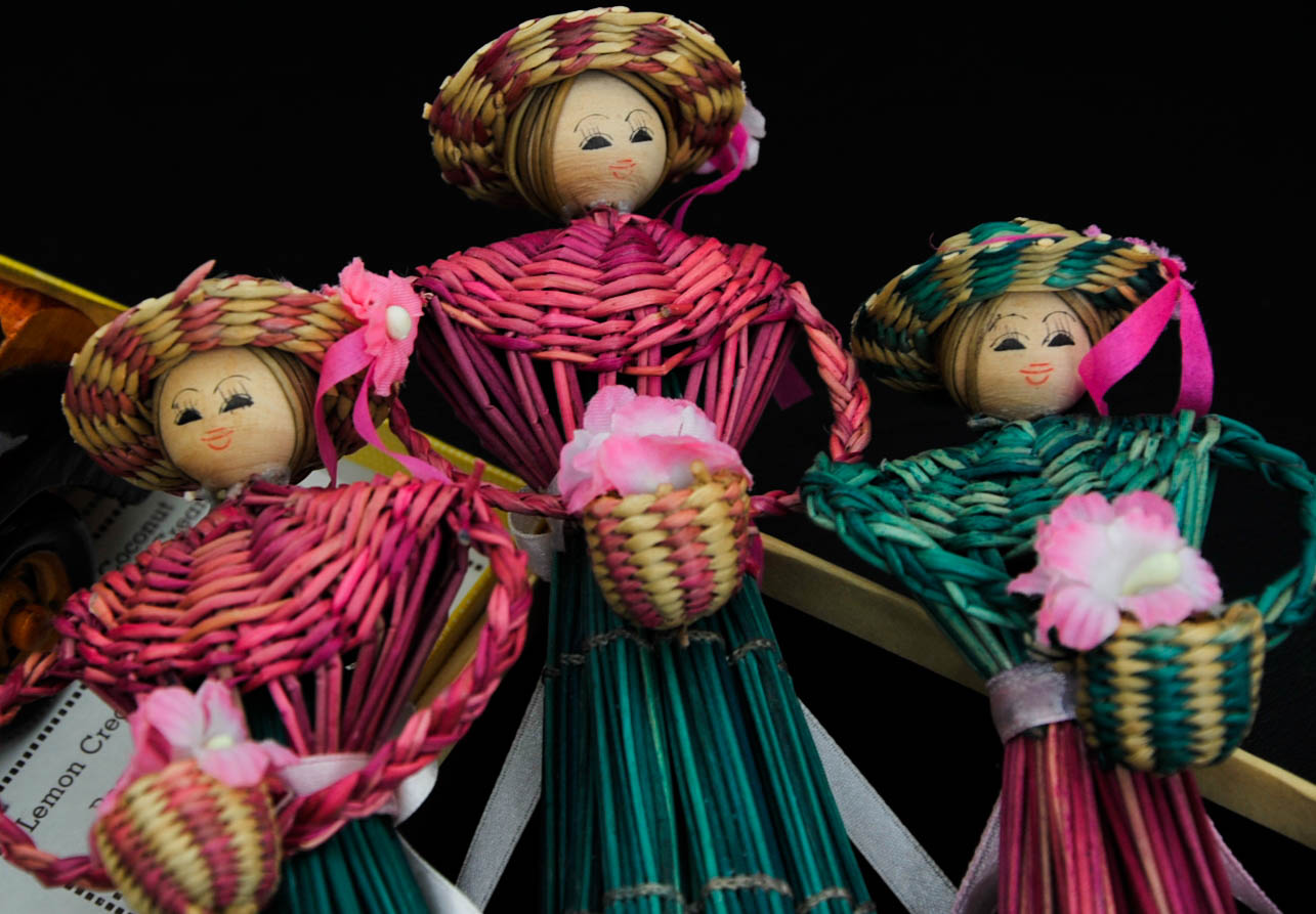 Assorted Wood Decorative Items