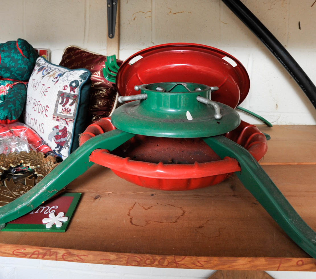 Assortment of Christmas Decor