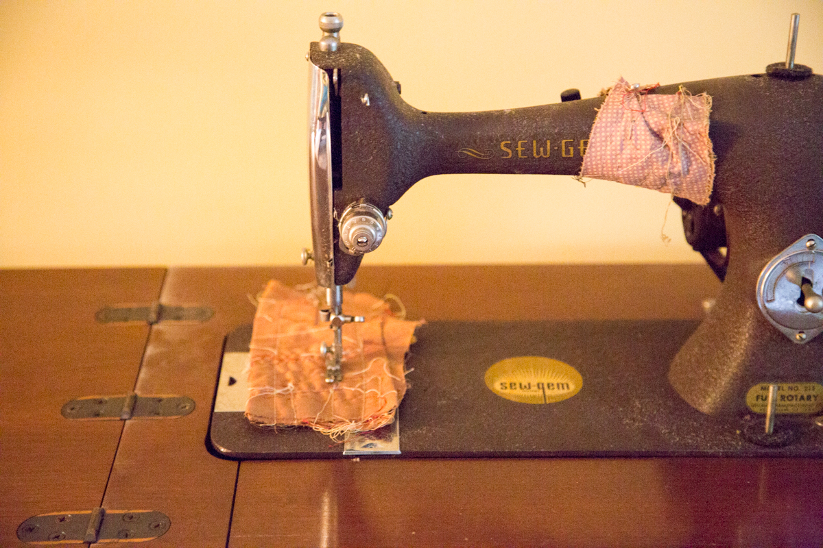 Vintage Sew Gem Model No. 215 Sewing Machine Table