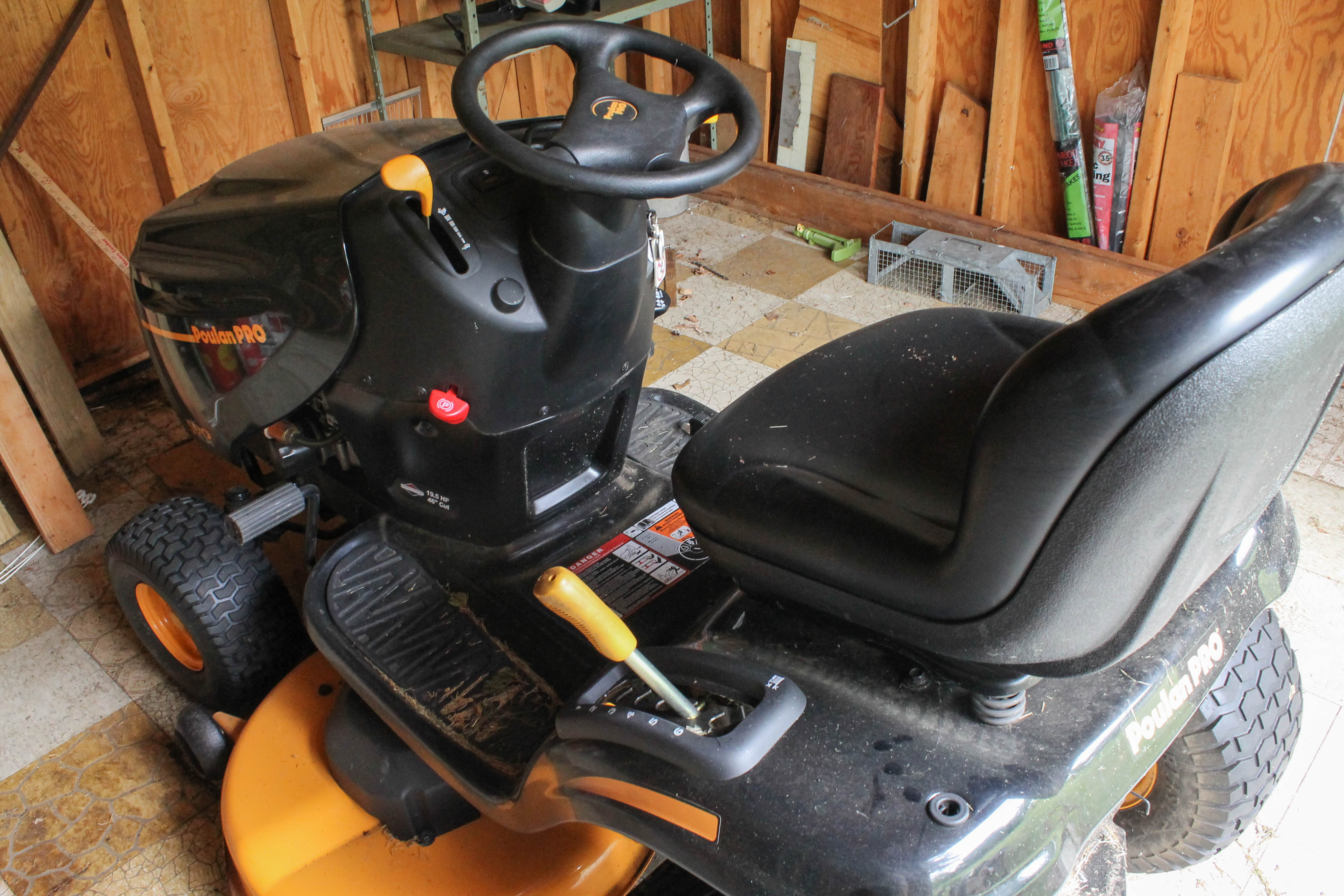 Poulan PRO 500EX Riding Tractor