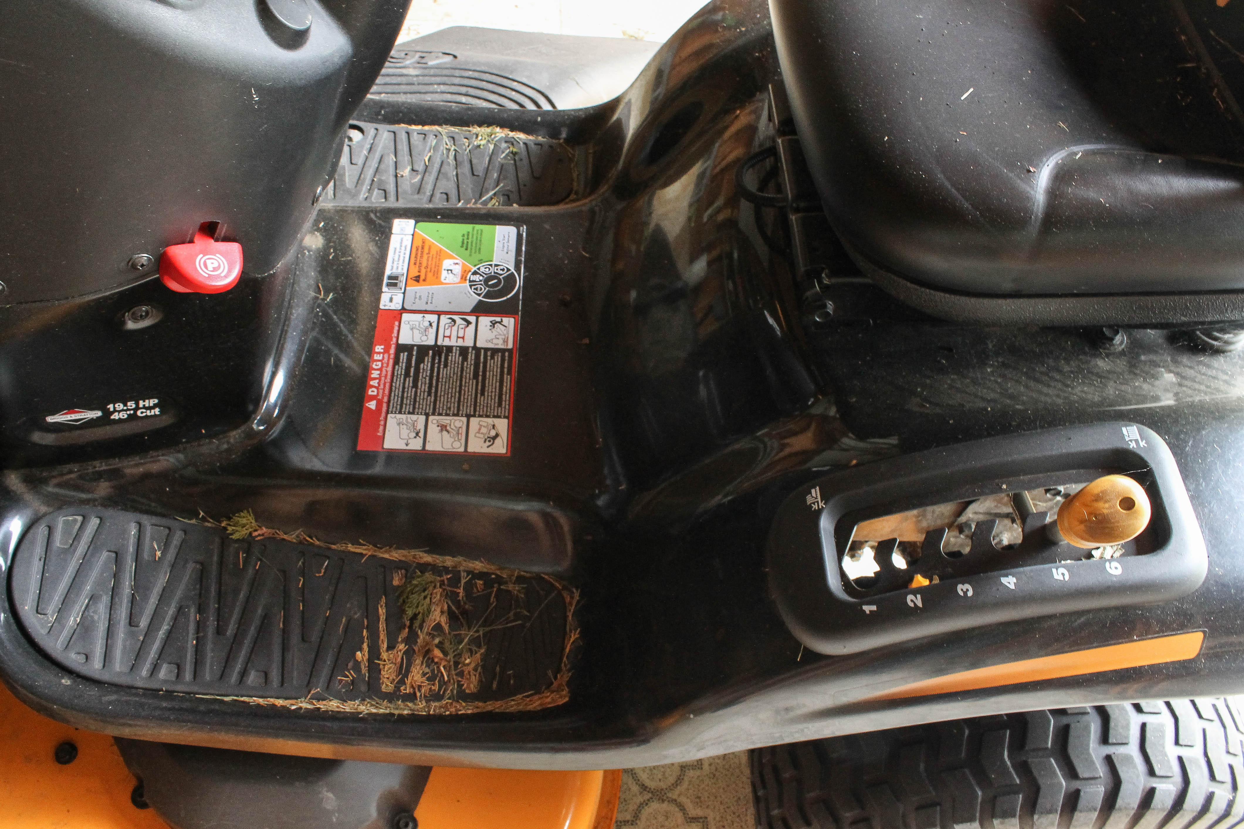 Poulan PRO 500EX Riding Tractor