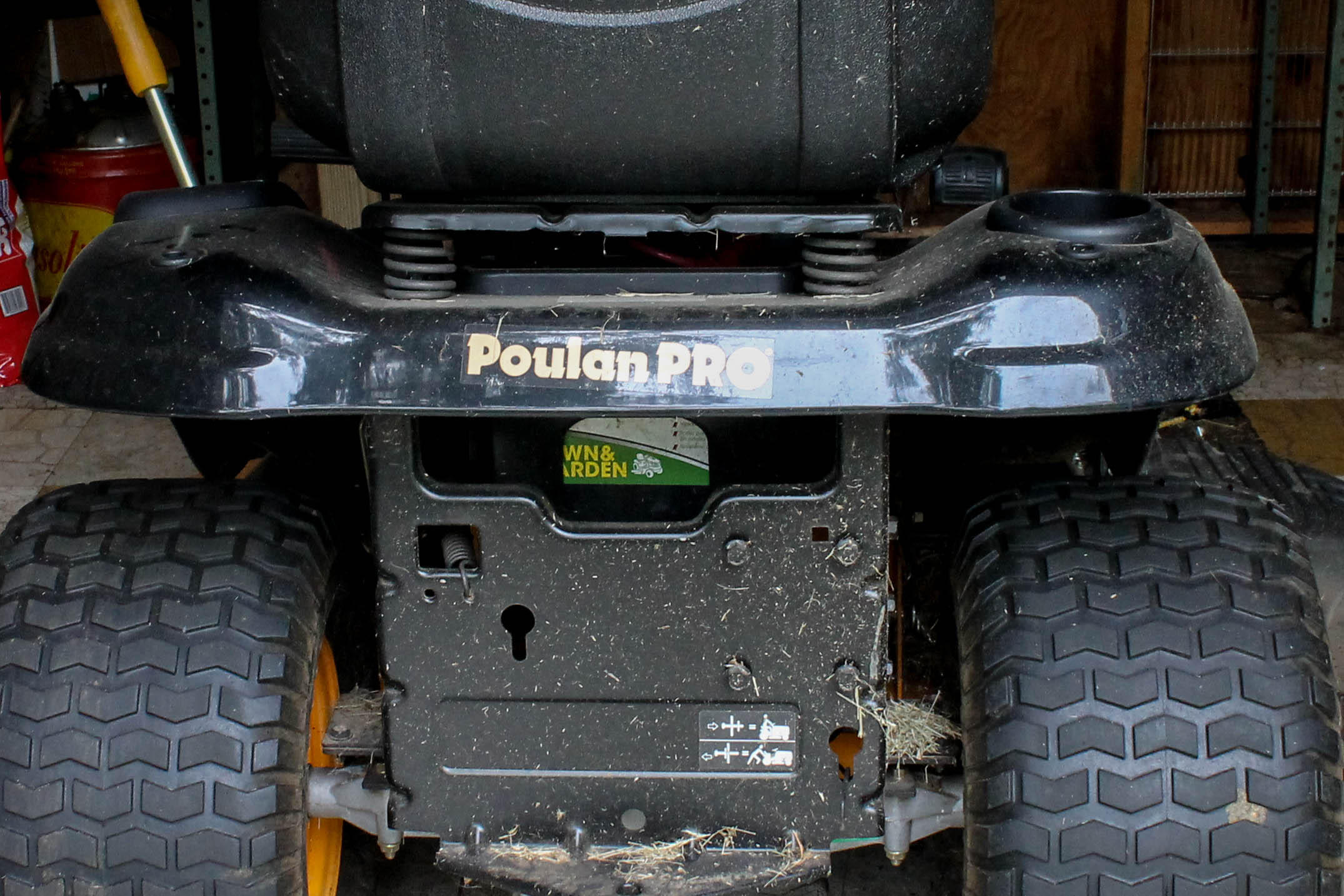 Poulan PRO 500EX Riding Tractor