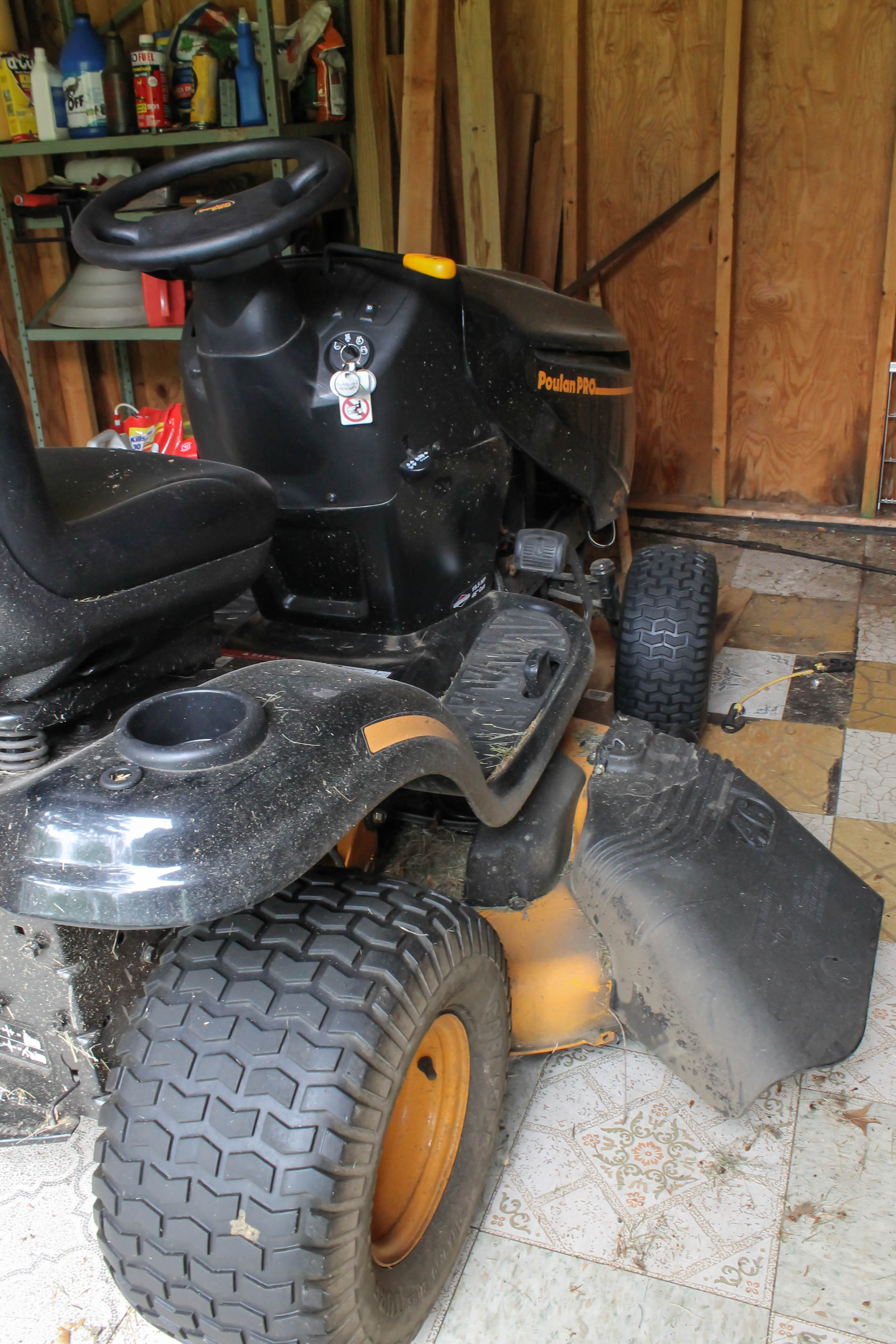 Poulan PRO 500EX Riding Tractor