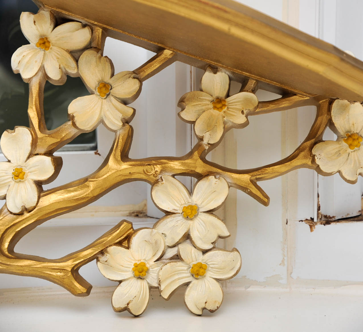 Pair of Syroco wood Wall Shelves