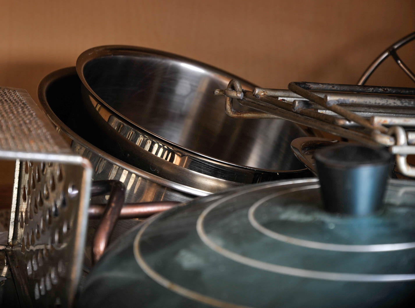 Assorted Cooking and Bakeware
