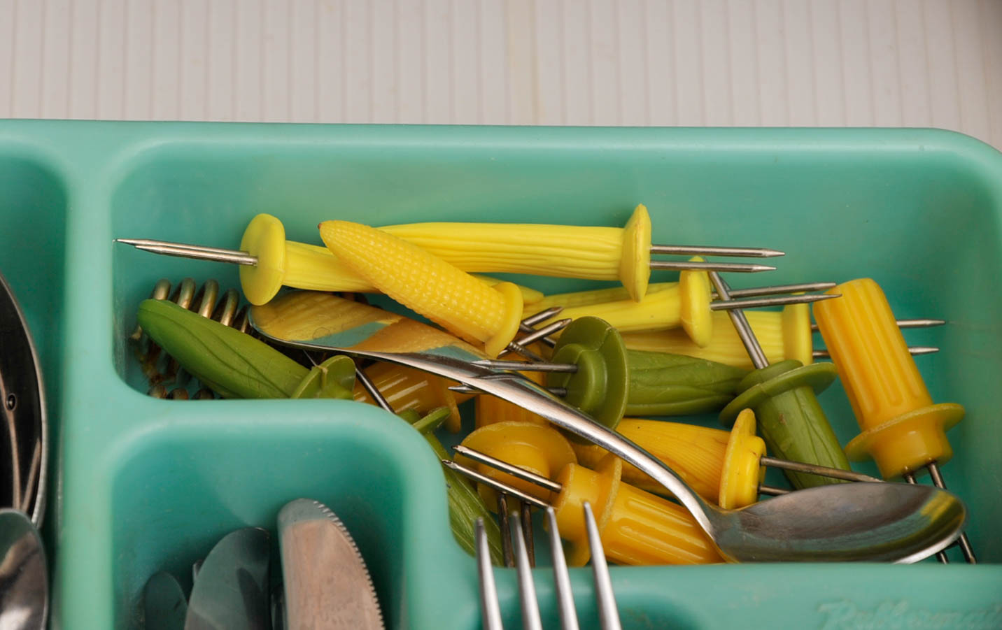 Assorted Stainless Steel Flatware
