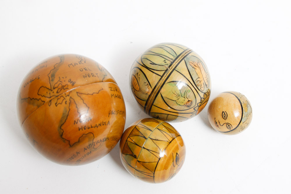 Two Nesting Eggs and Nesting Globe